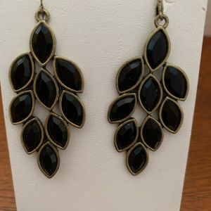 Avon Antiqued Leaf Chandelier Earrings Black